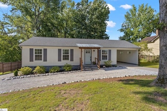 23 West Rd, Travelers Rest, SC 29690
