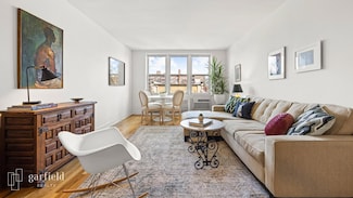 227 Ocean Pkwy Unit 4-H, Brooklyn, NY 11218