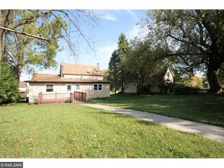 409 Maple Ave, Waverly, MN 55390