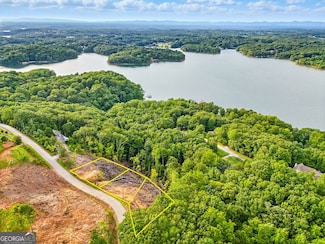 3288 Montvale Dr, Gainesville, GA 30506