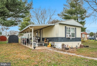 21 Willow Tree Ln, Dover, PA 17315