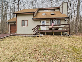 179 Choctaw Dr, Pocono Lake, PA 18347