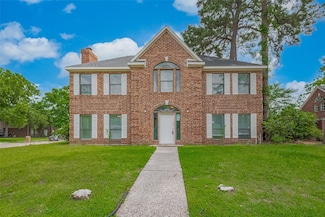 215 Wood Circle Ln, Houston, TX 77015