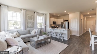 141 Corolla Dr, Egg Harbor Township, NJ 08234