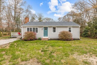 216 Ashumet Rd, East Falmouth, MA 02536