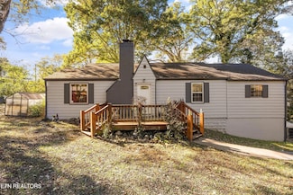 305 Gilbert Ln, Knoxville, TN 37920