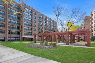 75-34 Bell Blvd Unit 1c, Oakland Gardens, NY 11364