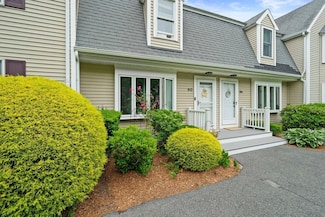 547 Washington St Unit B13, Pembroke, MA 02359