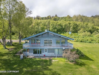 1855 Mission Rd, Homer, AK 99603