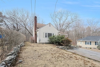 86 Brewster Rd, Medford, MA 02155
