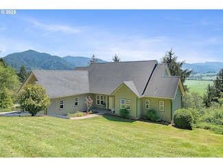 3985 Westwood Dr, Tillamook, OR 97141