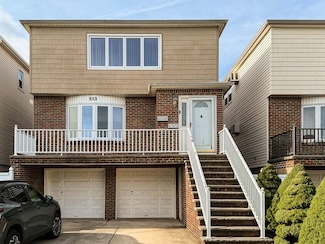 513 Avenue C, Bayonne, NJ 07002