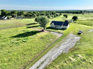 27144 S 60th St E, Porum, OK 74455