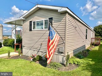 2002 W Main St Unit 23, Ephrata, PA 17522