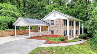 3560 Embry Cir, Atlanta, GA 30341