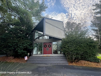128 Belmont Ave, Clarks Green, PA 18411