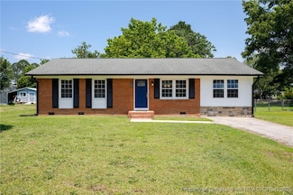 108 Pine St, Dunn, NC 28334