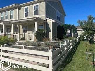 2114 Sapphire Ln, Fairfield, IA 52556