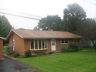 42177 N Fago Ave, Zion, IL 60099