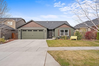 21386 NE Eagle Crossing Ave, Bend, OR 97701