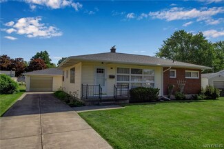 153 Darwin Dr, Depew, NY 14043