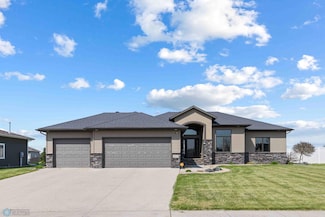 4963 Woodhaven St S, Fargo, ND 58104
