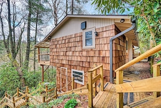 205 Chowan Dr, Highlands, NC 28741