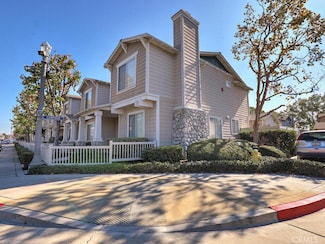 930 E Chestnut St Unit 7, Anaheim, CA 92805