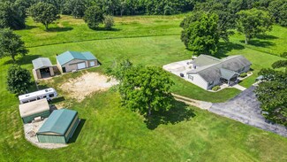 6928 State Route N, Pomona, MO 65789
