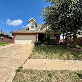 943 Mazatlan Dr, Arlington, TX 76002