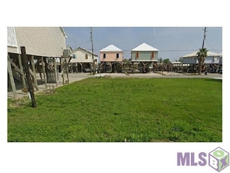125 Lillian Ln, Chauvin, LA 70344