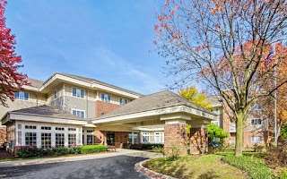 605 Barrington Ave Unit 140, East Dundee, IL 60118