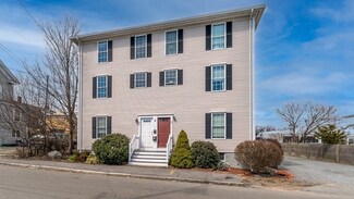 8 Pearl St Unit 2, Gloucester, MA 01930
