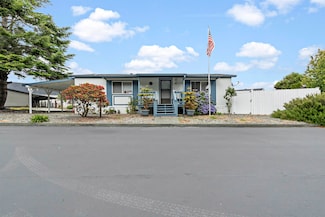 160 Leif Cir, Crescent City, CA 95531