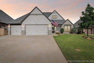 13019 S 5th Place, Jenks, OK 74037