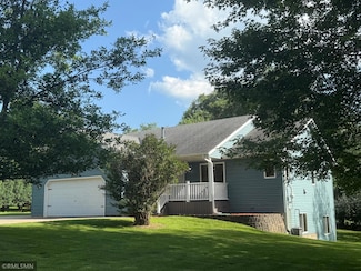 9641 Meadow Ln, Saint Joseph, MN 56374
