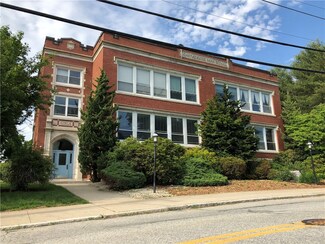 15 Curtis St Unit 303, Cranston, RI 02920