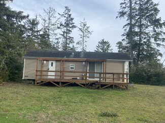 25400 R St, Ocean Park, WA 98640