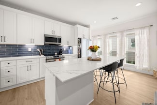 810 S Audubon Place Ave, Gonzales, LA 70737