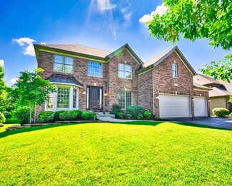 3416 Goldfinch Dr, Naperville, IL 60564