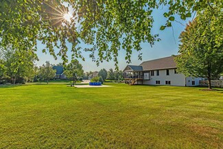 800 Chickadee Dr, Cambridge, WI 53523