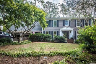 220 King Owen Ct, Charlotte, NC 28211