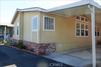 807 Eucalyptus Ln, Fountain Valley, CA 92708