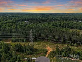 6265 Sanders Landing Ln Unit 6, Clover, SC 29710
