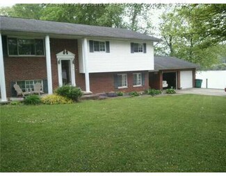 7 Riverview Dr, Poca, WV 25159