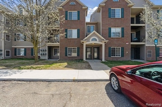 14206 Pinehurst Ln Unit 54, Grand Blanc, MI 48439