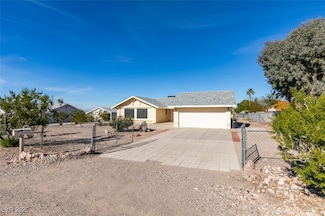 1670 Rocking Horse Dr, Henderson, NV 89002