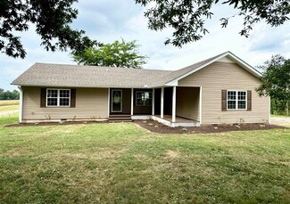350 Webb Rd, Newbern, TN 38059