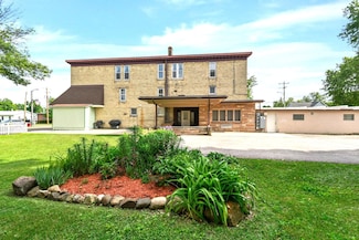 219 Lincoln Ave, Rio, WI 53960