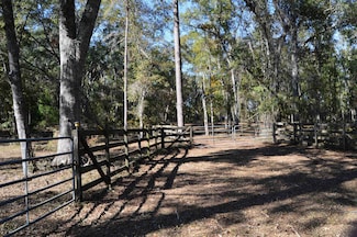 550 E 2nd Way, Greenville, FL 32331